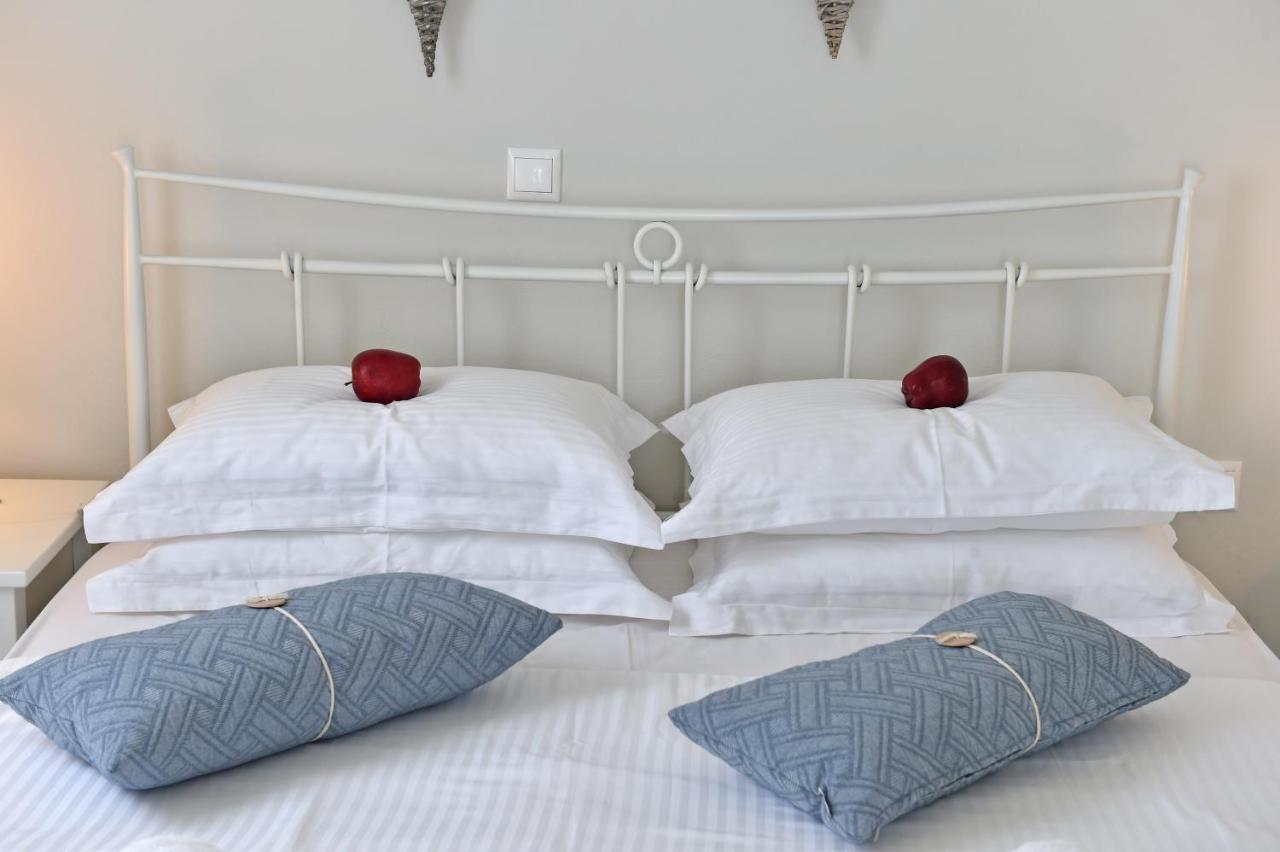 Tonia Apartments Paros Chrisi Akti  Zewnętrze zdjęcie